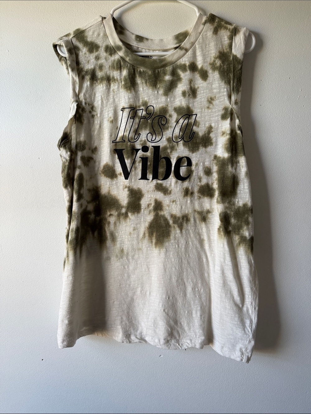 torrid Olive Tie-Dye "It's a Vibe" Muscle Tee SZ 0